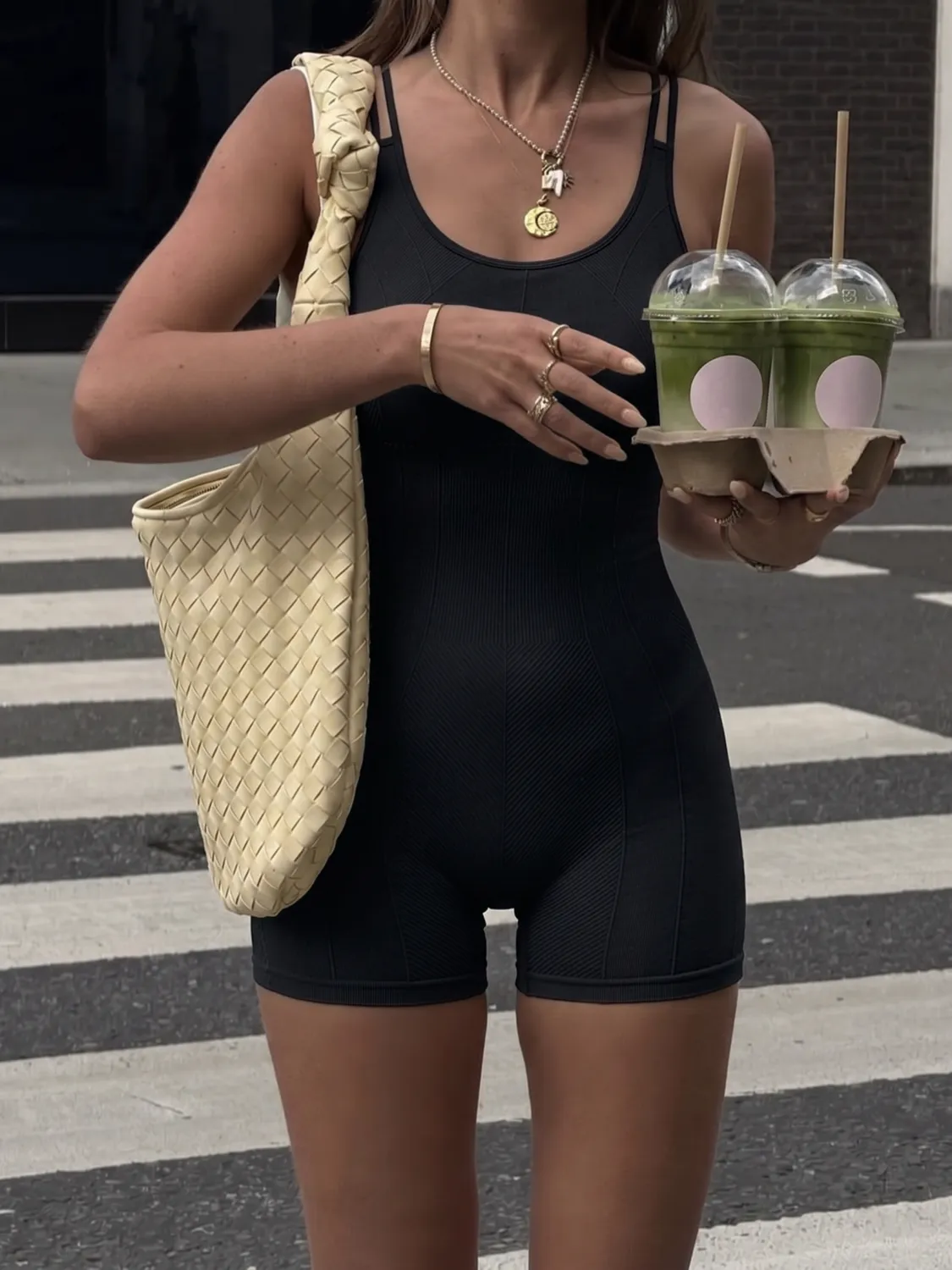 Born Living Yoga — pieza 3